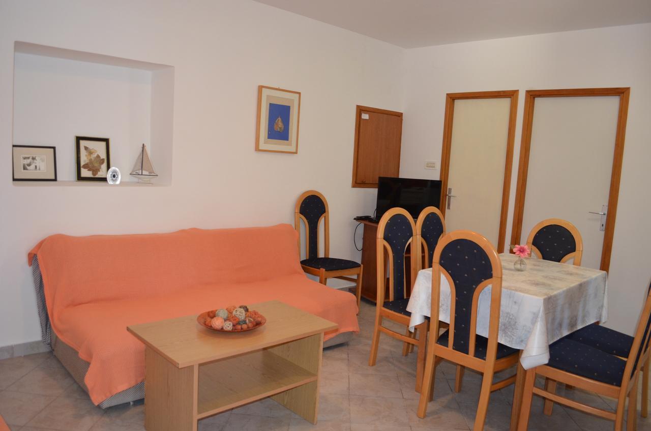 Apartments Petar Draga Bascanska Exterior foto